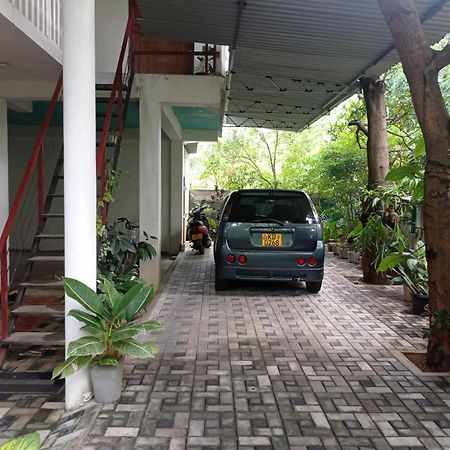 Sudu Neluma Home Stay Polonnaruwa Luaran gambar