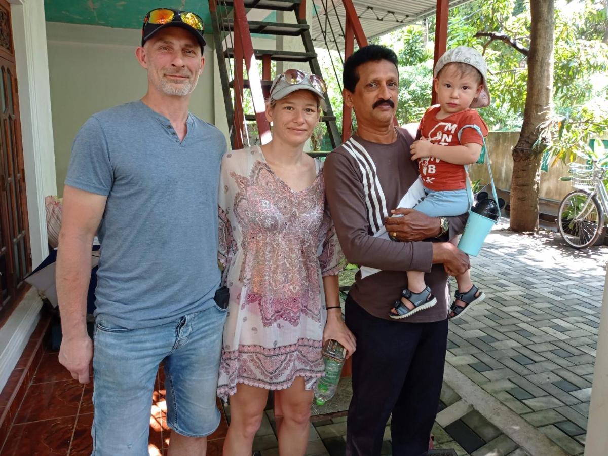 Sudu Neluma Home Stay Polonnaruwa Luaran gambar
