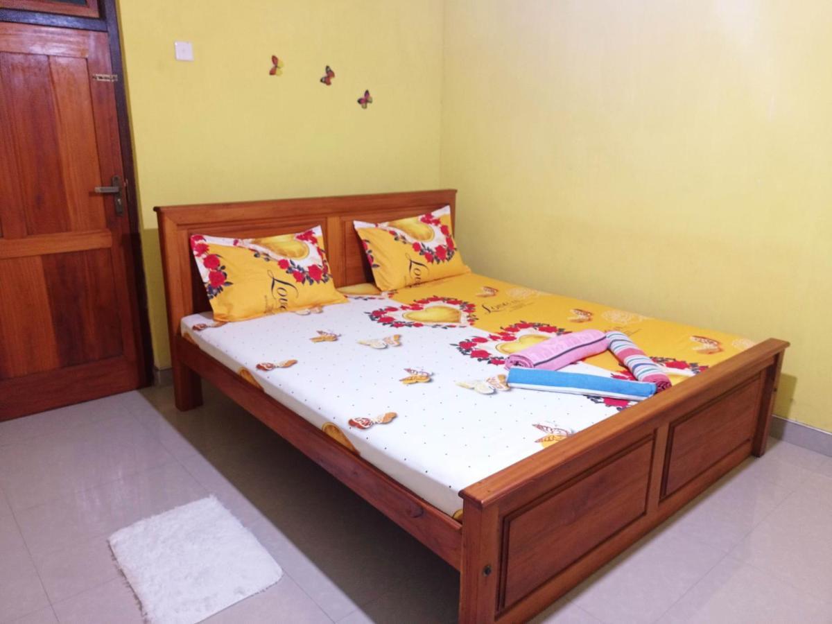 Sudu Neluma Home Stay Polonnaruwa Luaran gambar