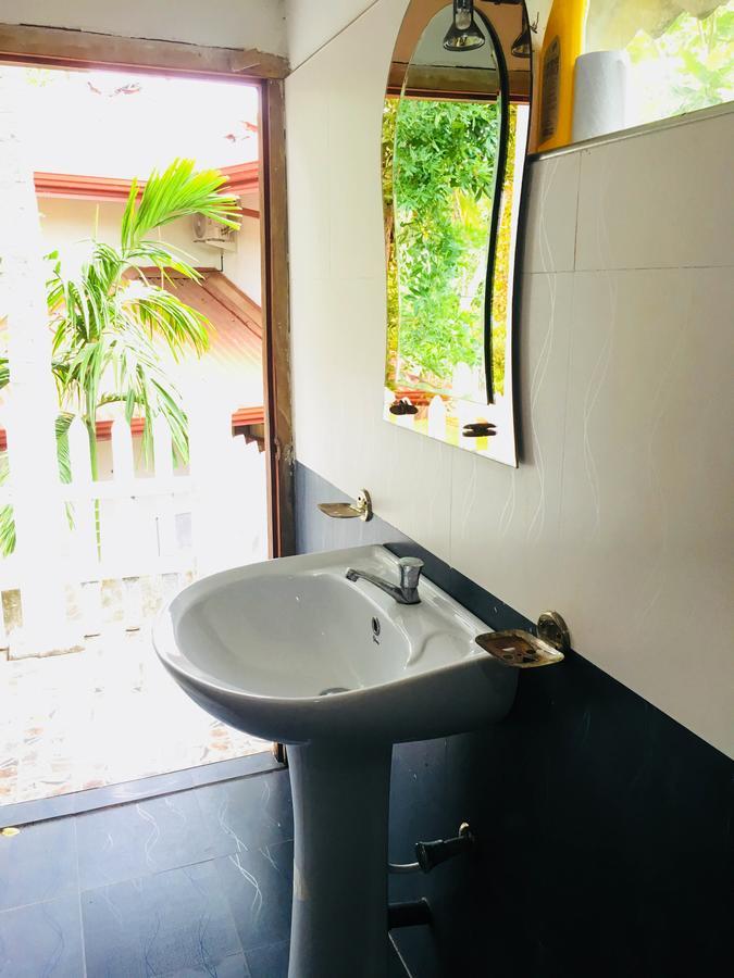 Sudu Neluma Home Stay Polonnaruwa Luaran gambar